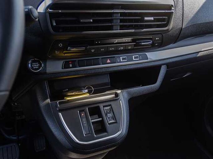 Citroen Holidays 180 EAT8 MAX AHK/ Paket MAX