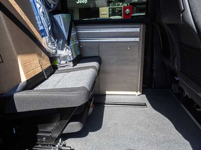 Citroen Holidays 180 EAT8 MAX AHK/ Paket MAX