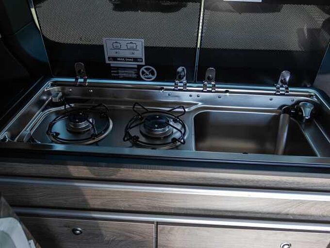 Citroen Holidays 180 EAT8 MAX AHK/ Paket MAX