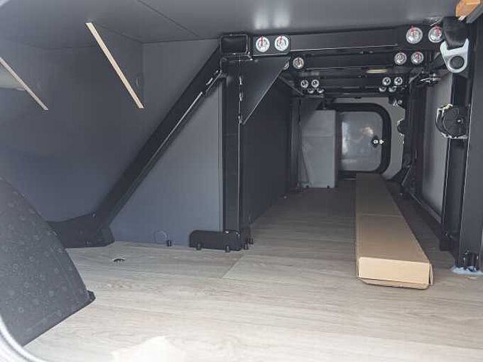 Laika Kosmo L 105 UPE 92.286 €