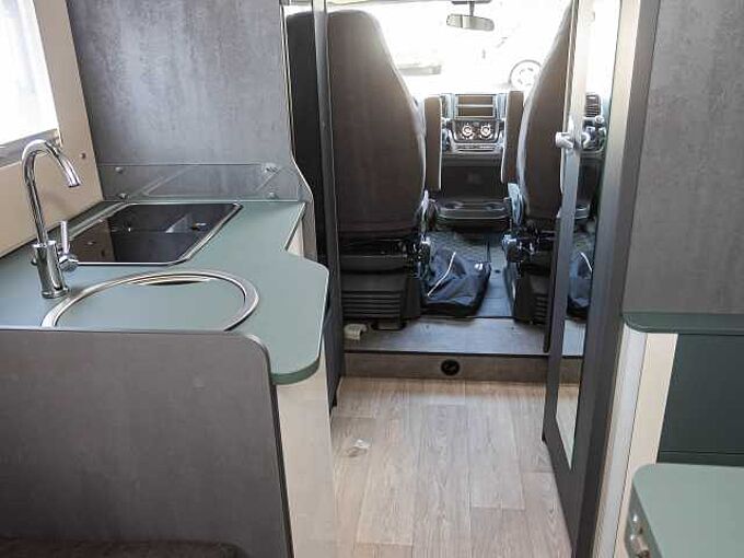 Laika Kosmo L 105 UPE 92.286 €