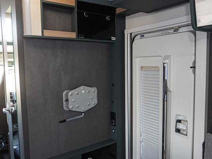 Laika Kosmo L 105 UPE 92.286 €