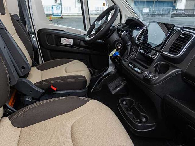 Eura Mobil Activa One 570 HS Automatik MJ26