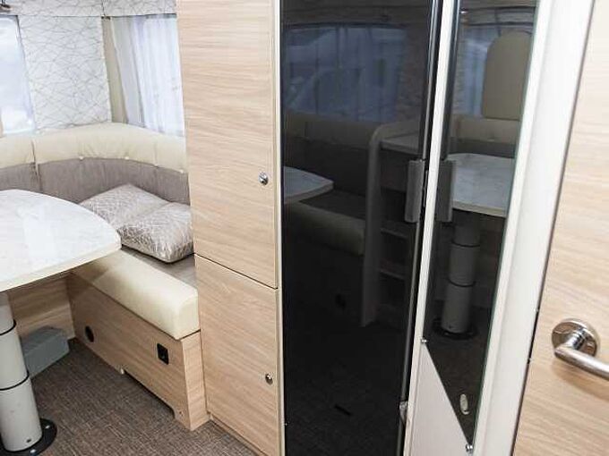 Eura Mobil Activa One 570 HS Automatik MJ26