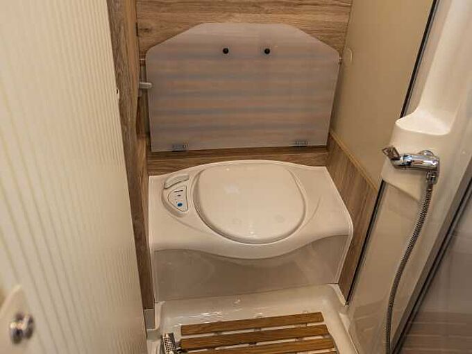 Eura Mobil Profila T 675 SB Automatik MJ 26