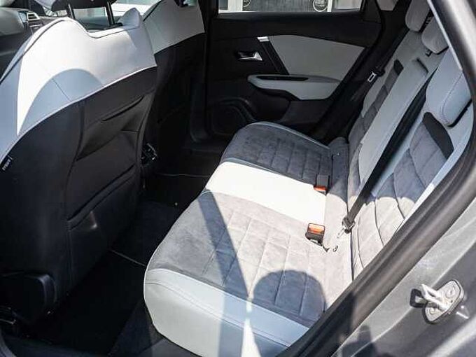 Citroen C4 Hybrid 145 MAX