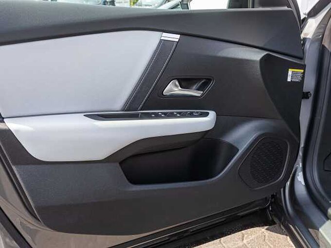 Citroen C4 Hybrid 145 MAX