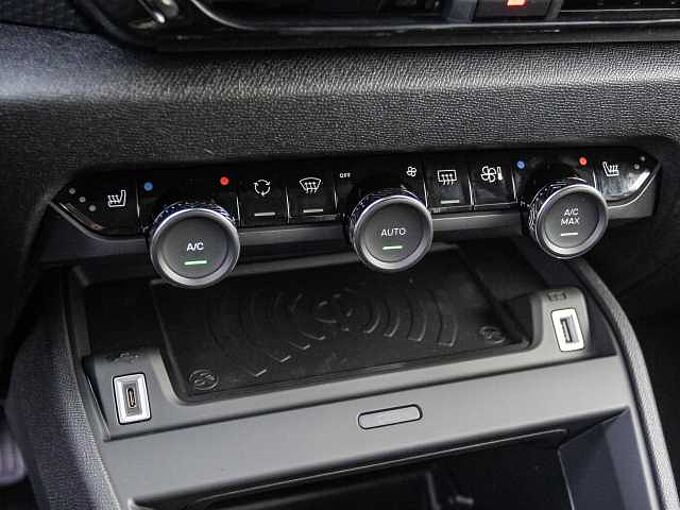 Citroen C4 Hybrid 145 MAX