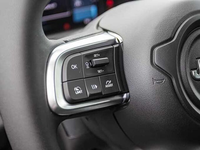 Jeep Avenger Elektro Summit MY25 Panorama/Leder