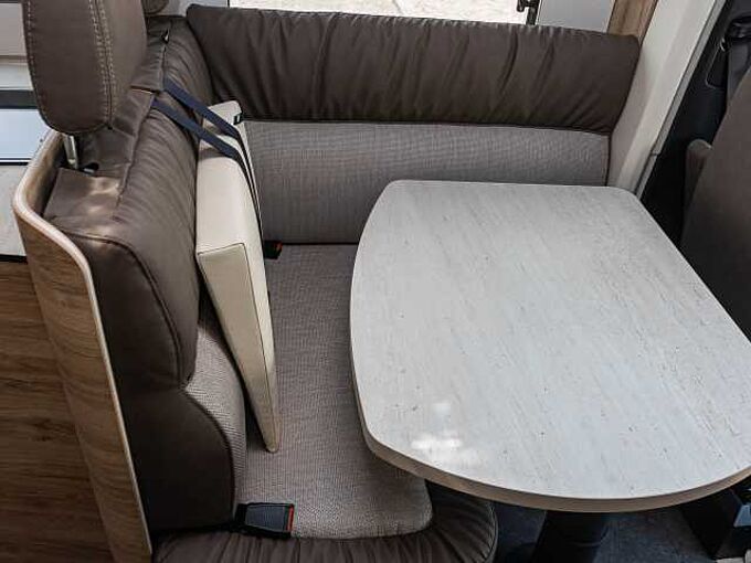 Eura Mobil Profila T 696 EB Comfort