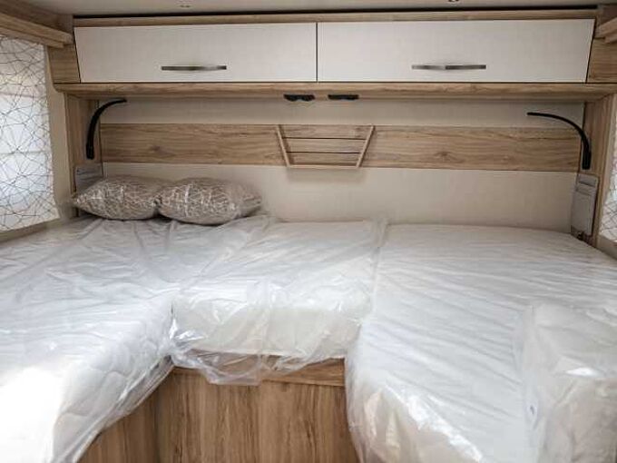 Eura Mobil Profila T 696 EB Comfort