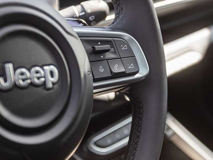 Jeep Avenger 1.2 48V e-Hybrid Automatik Summit MY25