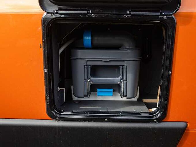 Laika Kosmo CV 60 Supremo Arancio Automatik UPE 77.981&euro;