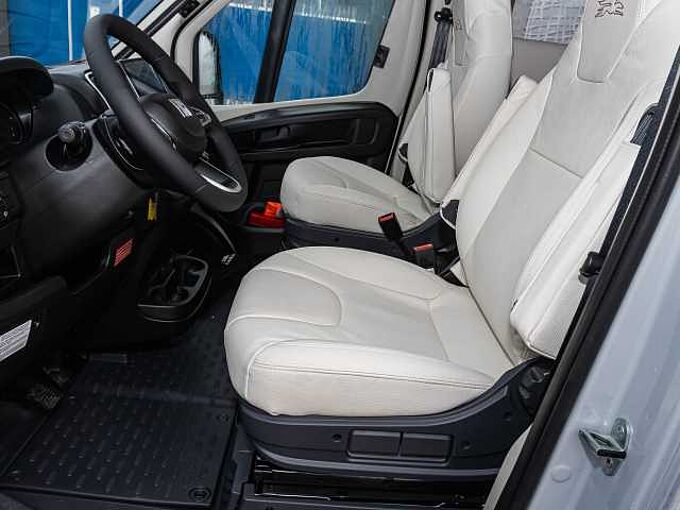 Laika Ecovip L 3019 Titanio UPE 104.000 €