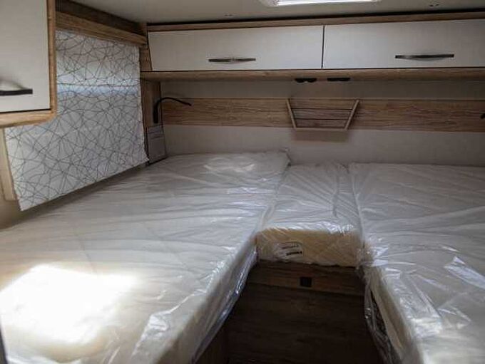 Eura Mobil Profila T 720 EF Automatik MJ 26