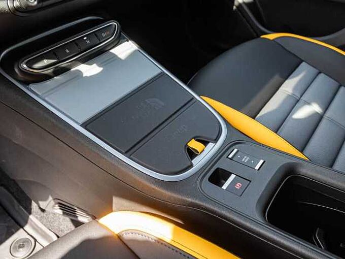 Jeep Avenger 1.2 48V 4xe Hybrid eAWD The North Face