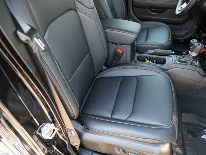 Jeep Wrangler MY25 Sahara 2.0l T-GDI Ultd. Sky-One