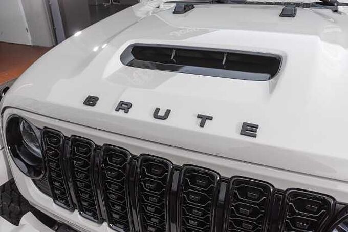 Jeep Wrangler BRUTE 2026  SKYONE