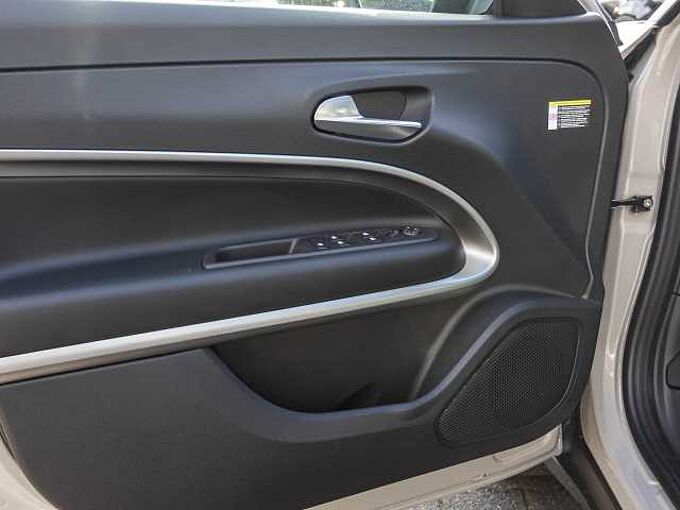 Jeep Avenger 1.2 48V 4xe Hybrid eAWD Upland