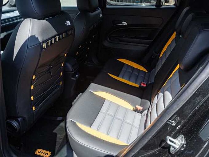 Jeep Avenger 1.2 48V 4xe Hybrid eAWD The North Face