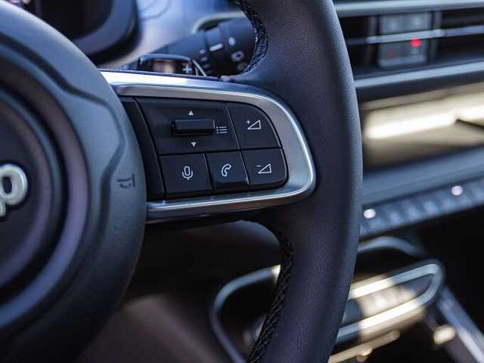 Jeep Avenger 1.2 48V 4xe Hybrid eAWD The North Face