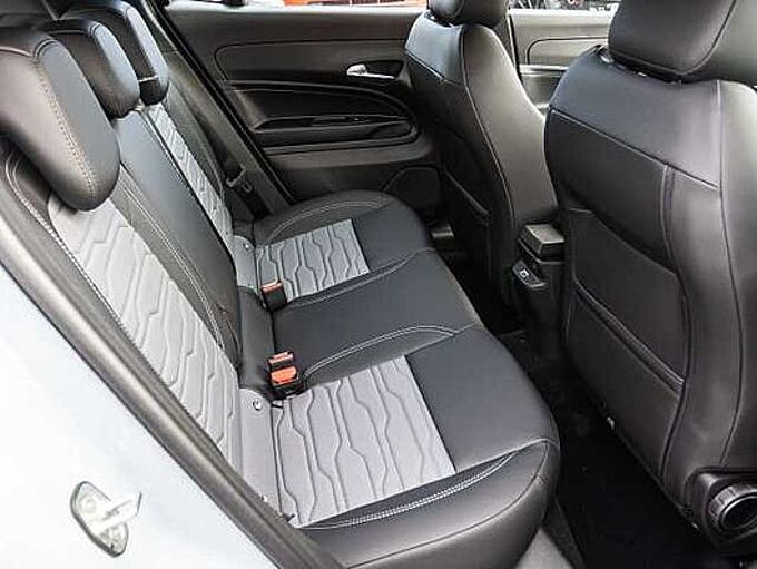 Jeep Avenger 1.2 48V 4xe Hybrid eAWD Upland