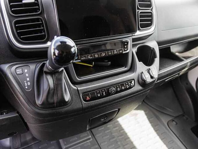 Citroen Jumper 35 BlueHDi L3H2 2.2 180PS Automatik