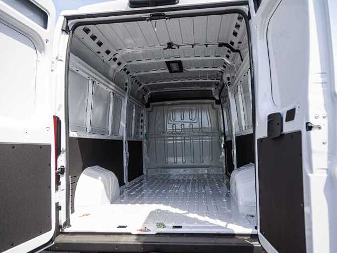 Citroen Jumper 35 BlueHDi L3H2 2.2 180PS Automatik