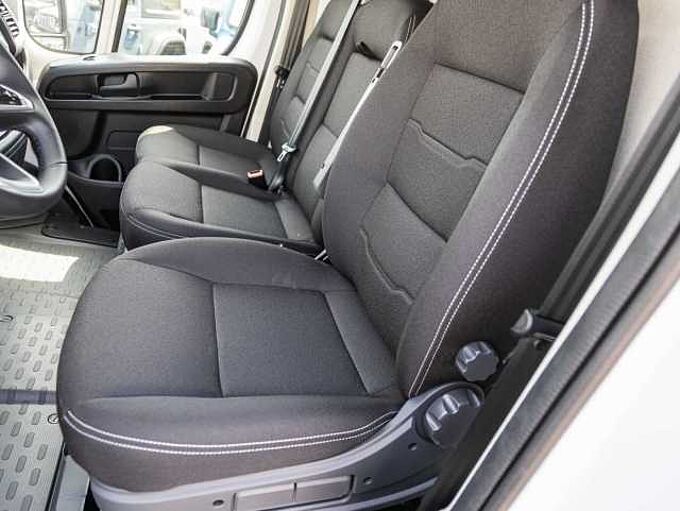 Citroen Jumper 35 BlueHDi L3H2 2.2 180PS Automatik