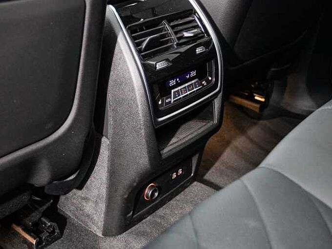 BMW X5 M60i xDrive UPE 144.000€