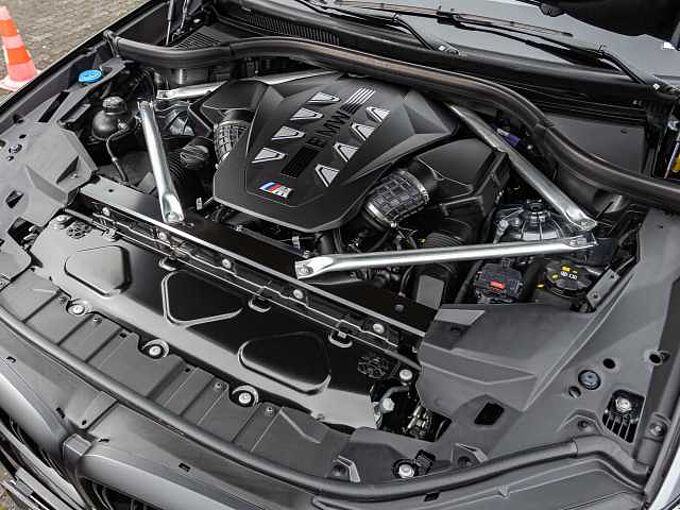 BMW X5 M60i xDrive UPE 144.000€