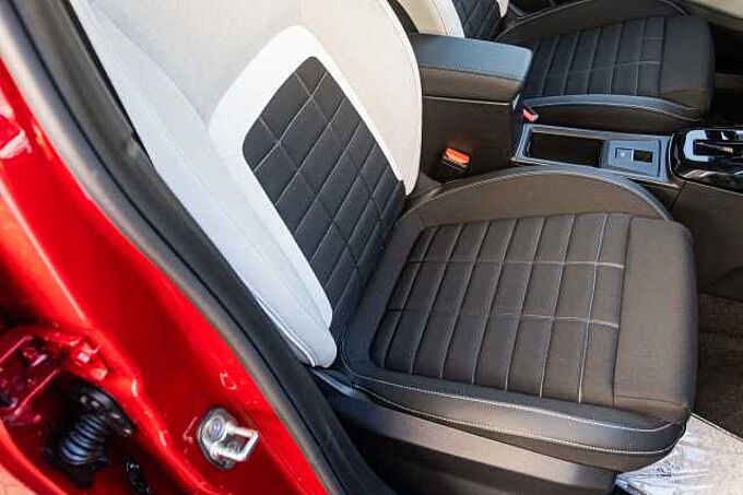 Citroen C3 Hybrid 110 ë-DCS6 PLUS / Winterpaket