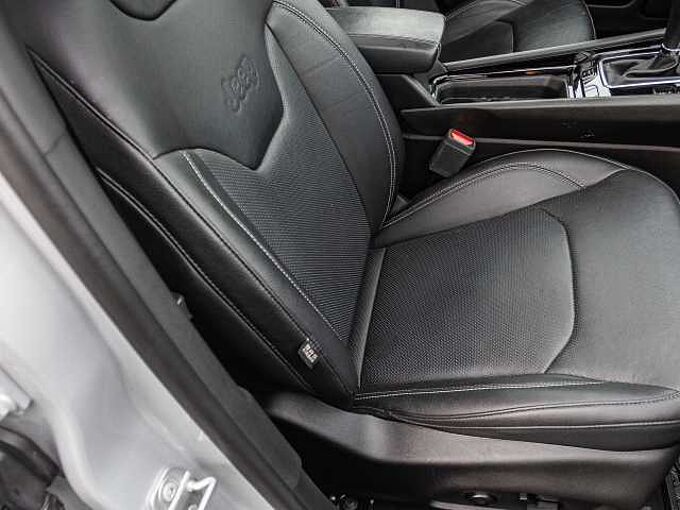 Jeep Compass 1.3 T-GDI S Leder Panorama 360° Kamera