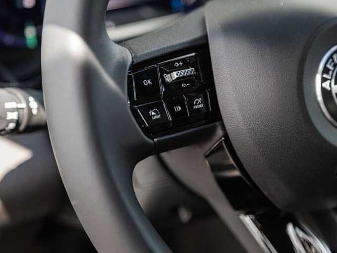 Alfa Romeo Junior ELETTRICA SPECIALE 115 KW (156 PS)