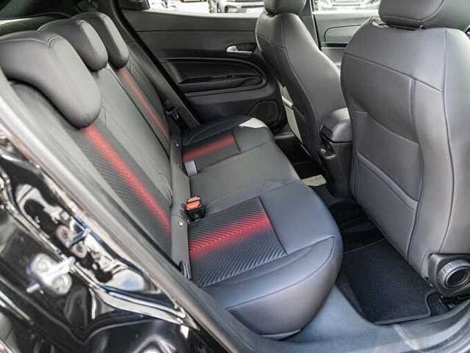 Alfa Romeo Junior ELETTRICA SPECIALE 115 KW (156 PS)