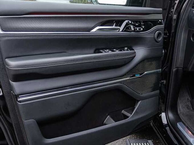 Jeep Grand Wagoneer L Obsidian 4x4