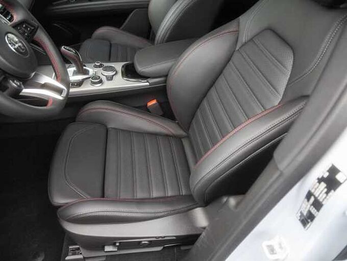 Alfa Romeo Stelvio COMPETIZIONE 2.0 Turbo 16V AT8-Q4