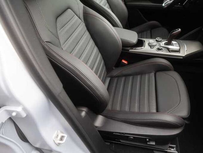 Alfa Romeo Stelvio COMPETIZIONE 2.0 Turbo 16V AT8-Q4