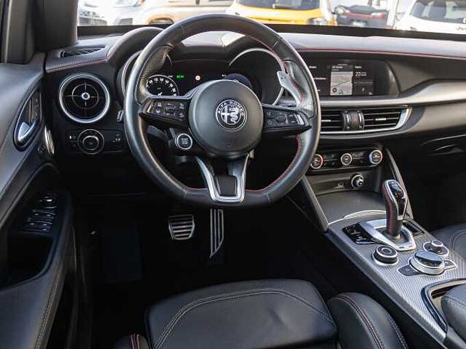 Alfa Romeo Stelvio COMPETIZIONE 2.0 Turbo 16V AT8-Q4