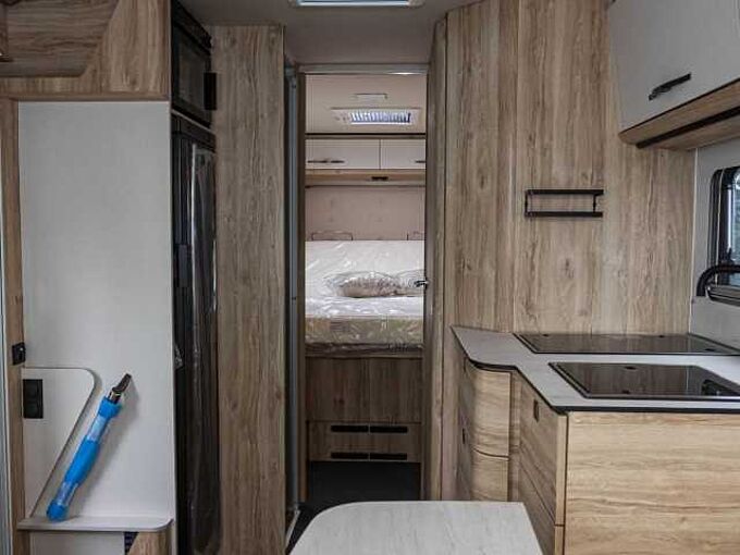 Eura Mobil Integra Line 720 QF MARKISE 06/2026