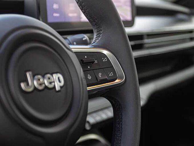 Jeep Avenger 1.2 Altitude 18' Alu / Kamera / Navi