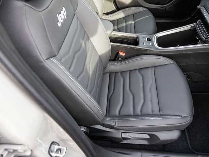 Jeep Avenger Elektro Summit Panorama/Leder