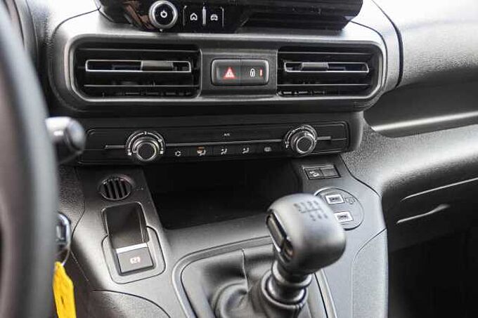 Citroen Berlingo XL Diesel 100 Connect-/Winterpaket