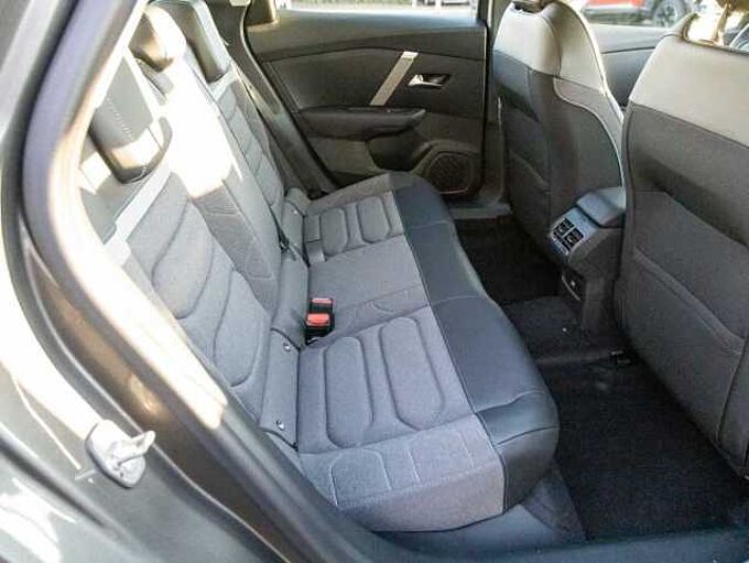 Citroen C4 PureTech 130 EAT8 PLUS