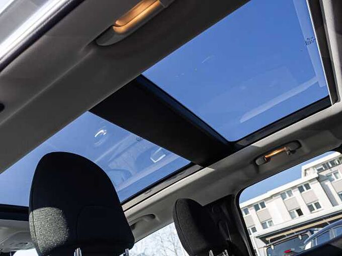 Jeep Renegade 1.5 GSE  e-Hybrid Limited Panorama