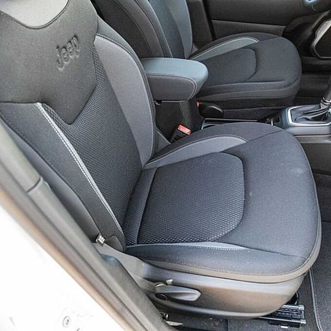 Jeep Renegade 1.5 GSE e-Hybrid Limited Panorama