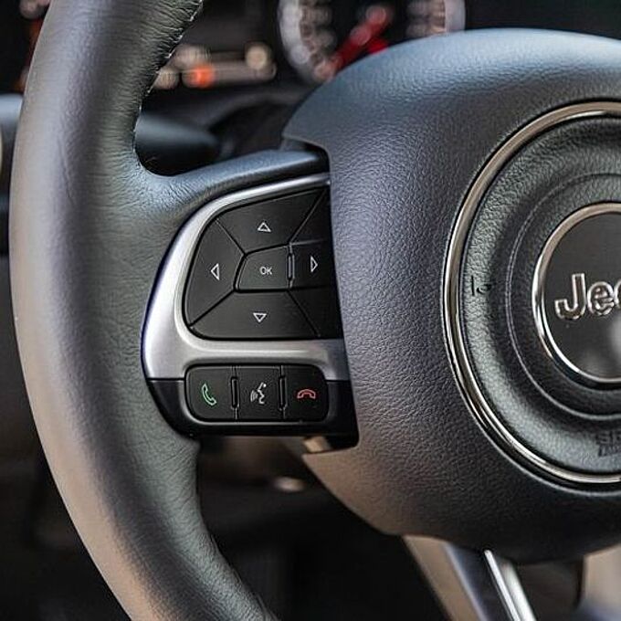 Jeep Renegade 1.5 GSE e-Hybrid Limited Panorama