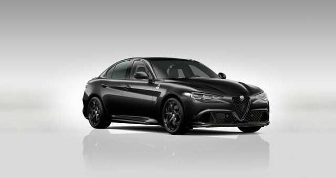 Alfa Romeo Giulia 2.9 V6 Bi-Turbo Quadrifoglio ORO