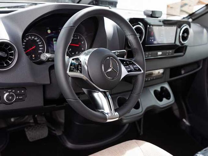 Eura Mobil Profila T 726EF Comfort-Level MESSEPREIS