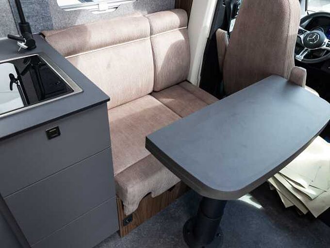 Eura Mobil Profila T 726EF Comfort-Level MESSEPREIS